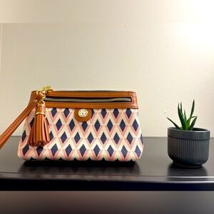 Spartina 449 Barbee Tassel Wristlet Linen/Leather Colorful Convenient Geometric